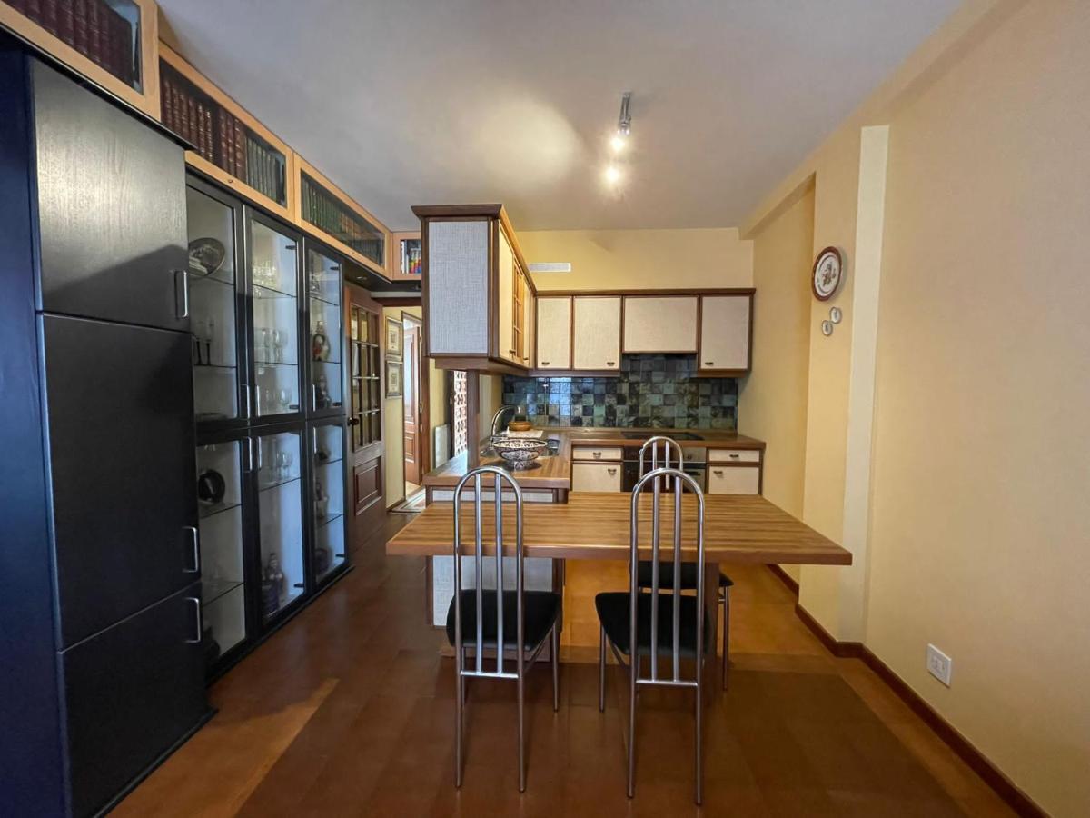 Apartamento Curros Enriquez Cambados Luaran gambar